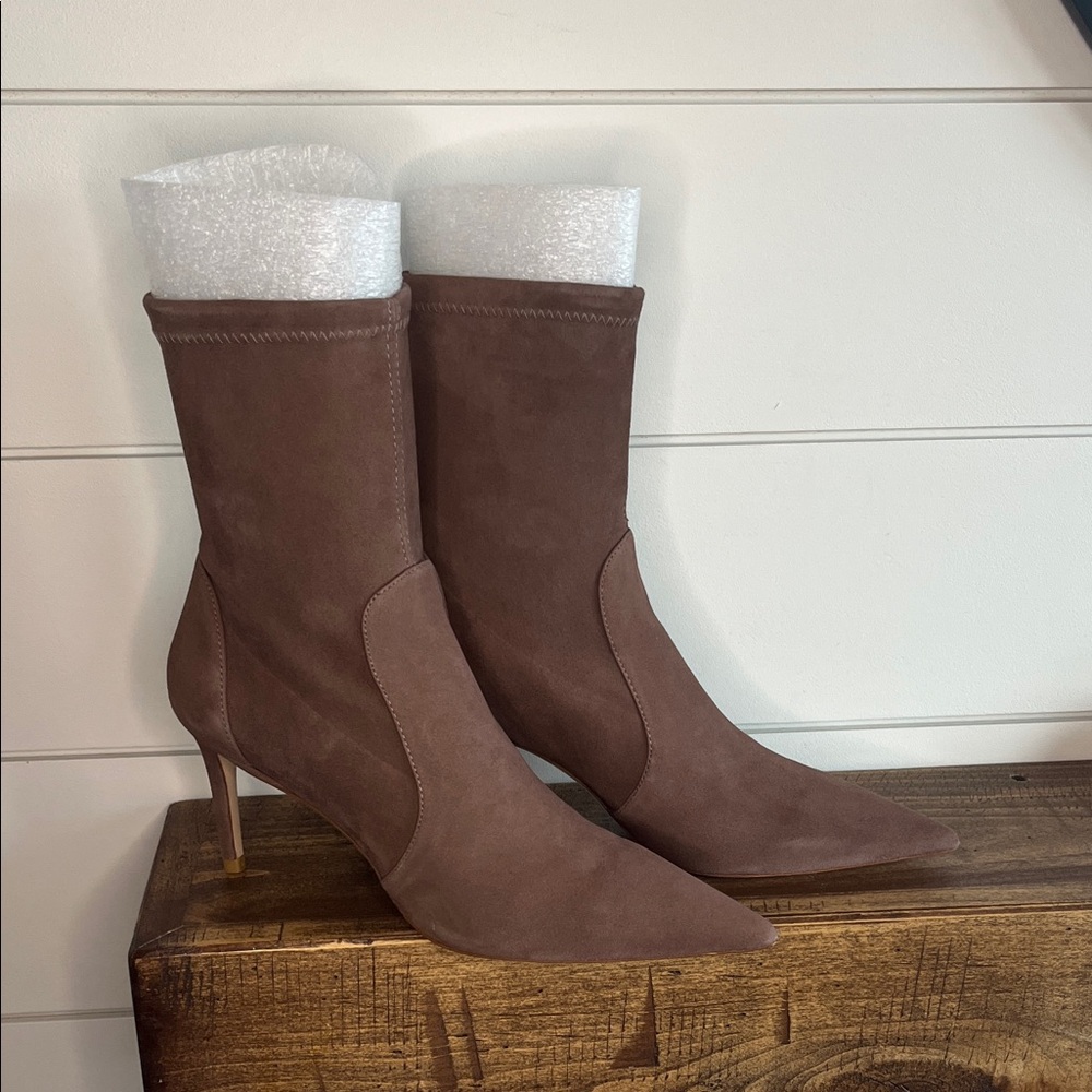 Stuart Whitman Brown Heel Boots Size 8